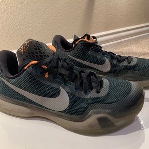 KOBE 10